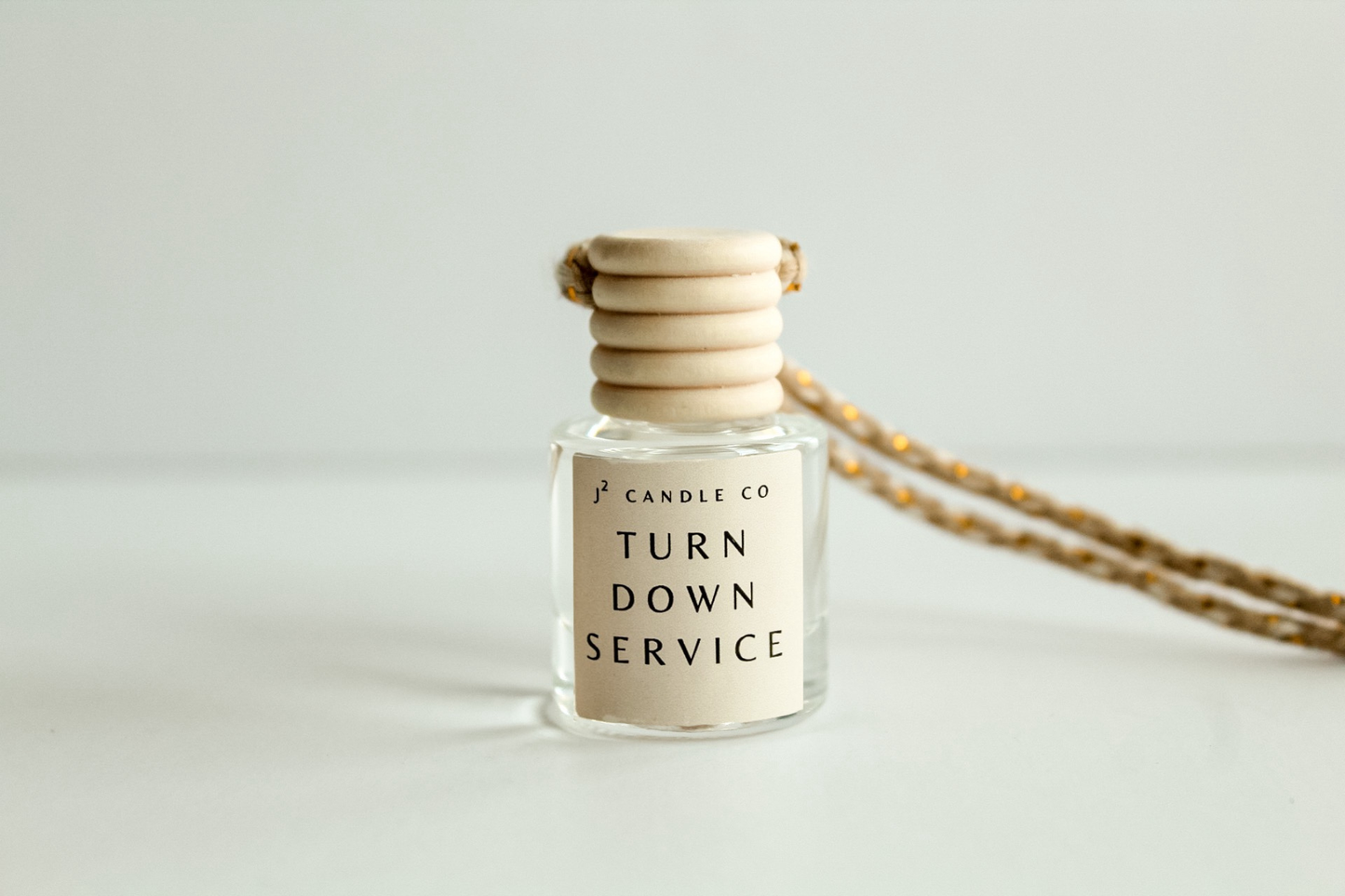 Turn Down Service Car Diffuser - Mandarin, Bergamot, White Tea